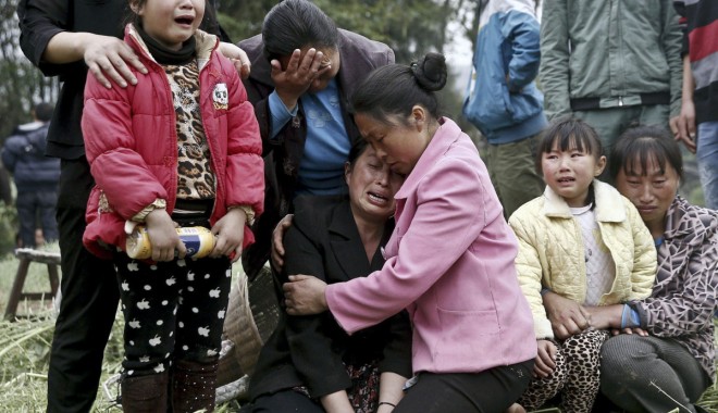 Cutremure în lanț în China. Peste 47 de oameni au murit - cutremur-1374479512.jpg