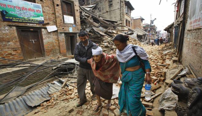 Cutremur în Nepal / Numărul morților a ajuns la 2.450 - cutremur-1430089984.jpg