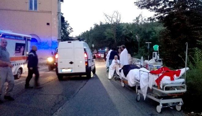 27 august, zi de DOLIU NAȚIONAL în Italia, în urma cutremurului devastator - cutremurcentrulitaliei11024x670-1472223767.jpg