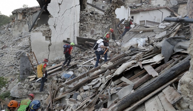 VIDEO ȘI IMAGINI DRAMATICE / 247 DE MORȚI după cutremurul din Italia. Printre victime sunt cinci români - cutremuritalia6-1472109070.jpg