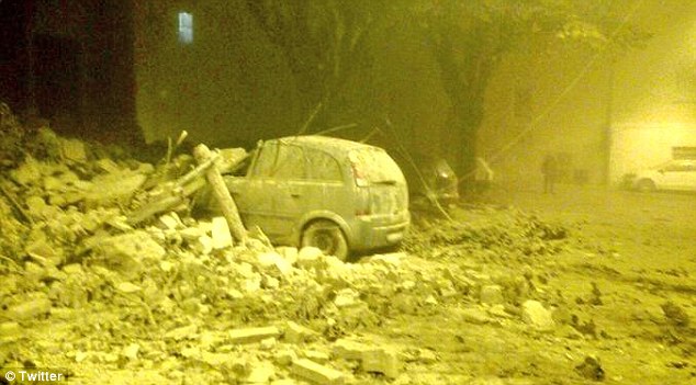 GALERIE FOTO. Noi cutremure puternice în Italia: zeci de răniți și pagube importante - cutremurroma-1477550400.jpg