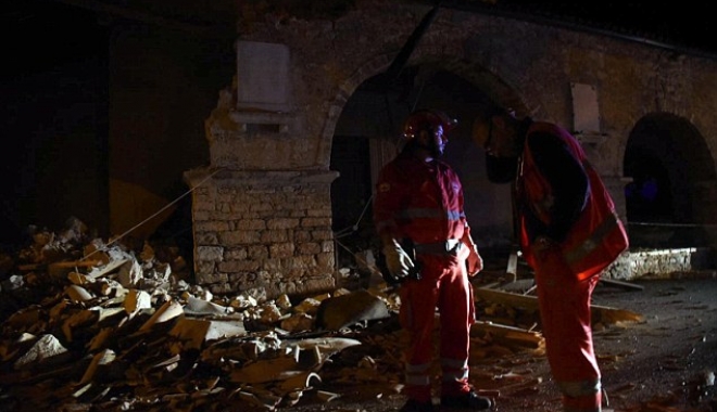 GALERIE FOTO. Noi cutremure puternice în Italia: zeci de răniți și pagube importante - cutremurroma5-1477550446.jpg