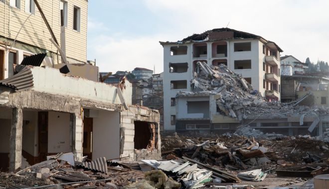 Aproximativ 5,5 miliarde de euro au fost strânse pentru victimele seismului din Turcia - cutremurturcia1scaled-1676538887.jpg
