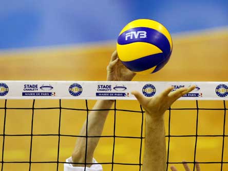 Victorie pentru voleibaliștii constănțeni: Nea Salamina 0-3 CVM Tomis - cvm-1328217279.jpg