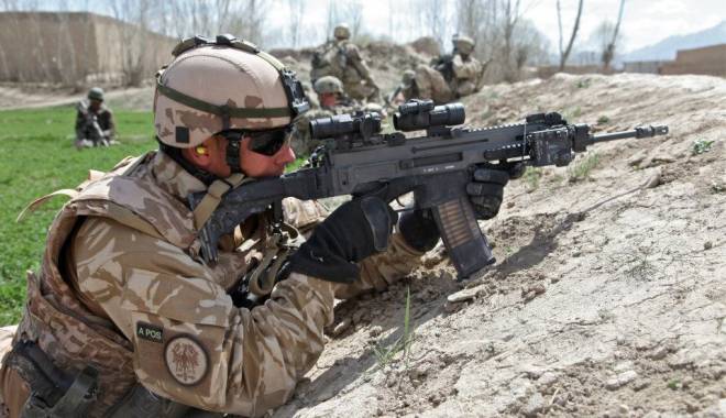 25 de militari din Cehia, trimiși în Ungaria pentru a proteja frontiera externă a UE - czecharmy3-1444065242.jpg