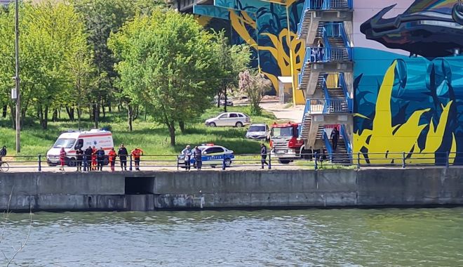 ALERTĂ LA MEDGIDIA! O persoană a căzut în canal, ambulanța este la fața locului!