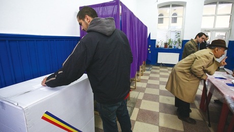 Guvernul își asumă răspunderea pe comasarea alegerilor - d020462375aa23714ba138ca922cb354-1323079225.jpg