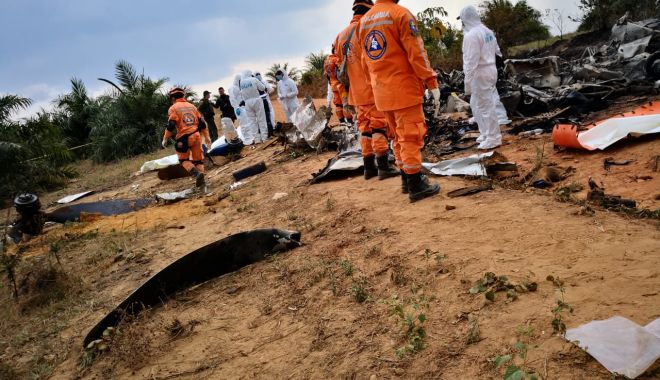 14 morți într-o tragedie aviatică în Columbia - d1qsqq7x4aadfzl-1552210413.jpg
