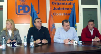 Emil Boc face personal curățenie în PDL Constanța - d28c535297ee67dde54c801840d12f61.jpg
