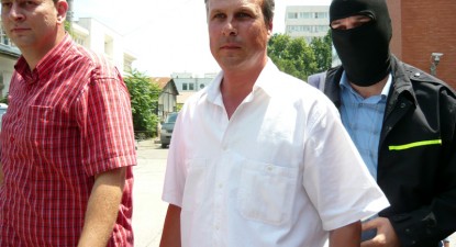 Polițiștii de la Rutieră – și suspendați, și cu banii luați - d2aba651bbae6cdf365887ca20f519d6.jpg