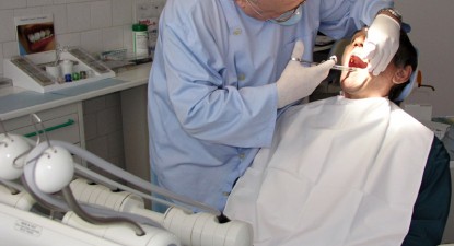Boli pe care le puteți contracta la dentist - d2da6ab757619fa2acc8aab2f9e3133a.jpg