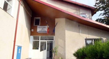 Cum se scurg banii din învățământul constănțean - d3ba08980825975e151241a9a066afc9.jpg