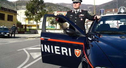 Șapte proxeneți români, arestați în Sicilia - d46e3413f37e00f3938085138f5f7105.jpg