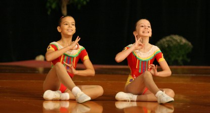 La gimnastică aerobică, 13 nu-i cu ghinion - d4ff3c518d33328bfadc34f25b054267.jpg