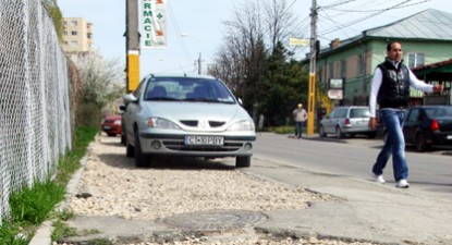 Trotuarele, capcane fatale pentru constănțeni - d50afe04757fd19dd41a994dbadf865e.jpg