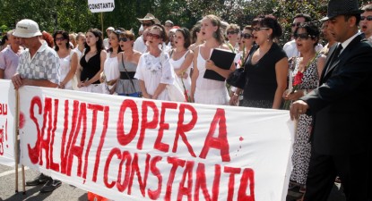 Artiștii Teatrului 