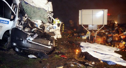 Doi dintre răniții din accidentul de vineri seară sunt în stare critică - d72c7a86e0bc85817bd5eba72a1743bf.jpg