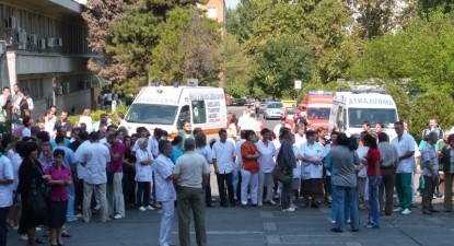 Un nou protest spontan la Spitalul Județean - d74c87ebb12788fa033de26e3cb636b2.jpg