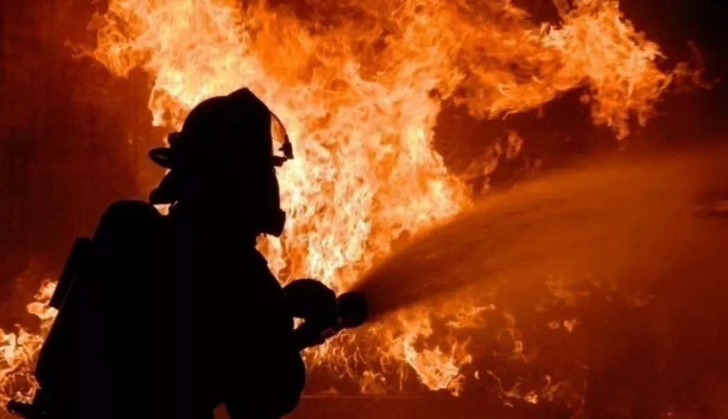 Incendiu devastator într-o casă din Topalu. Un copil de 5 ani a murit, iar două victime au arsuri severe - d90fa02e02dc42e09aa6b5b798093e7e-1773391349.webp