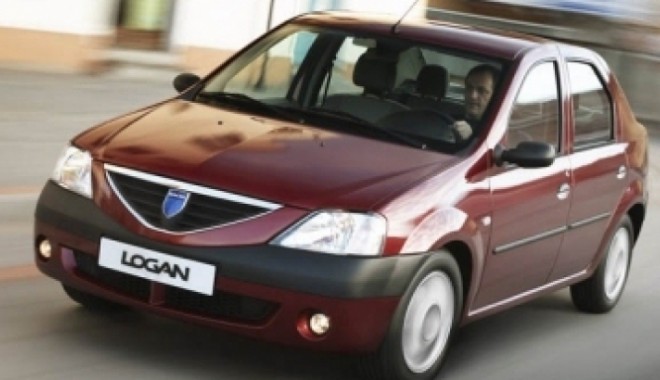 Cascadorie incredibilă cu DACIA LOGAN (VIDEO) - dacialogan94332900-1343723721.jpg
