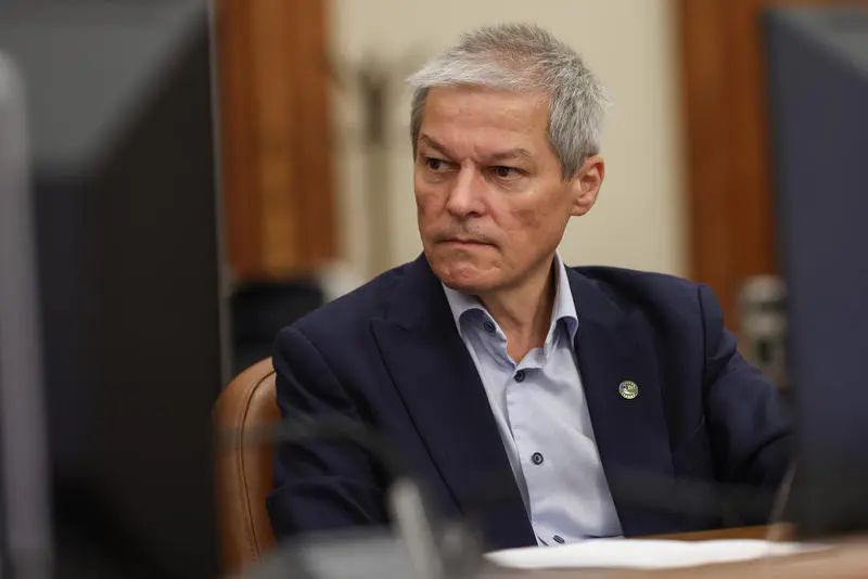 Dacian Cioloș, în cărți pentru șefia SRI sau SIE - dacian-1752488415.jpg
