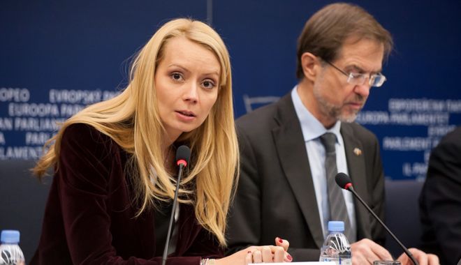 Daciana Sârbu, desemnată raportor la Parlamentul European - dacianasarbu-1528730350.jpg