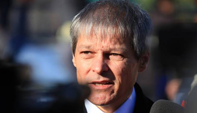 Dacian Cioloș nu exclude modificarea legislației, astfel încât primarii să fie aleși în două tururi de scrutin - dacianciolo-1453640807.jpg