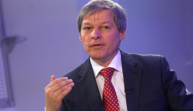 Ce spune Cioloș despre legea care crește indemnizațiile pentru mame - dacianciolos1-1460455707.jpg