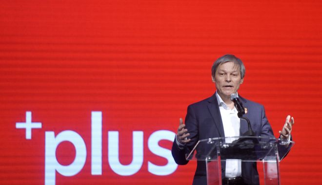 Alianța USR-PLUS a depus la BEC listele pentru europarlamentare - dacianciolosplus-1553642625.jpg