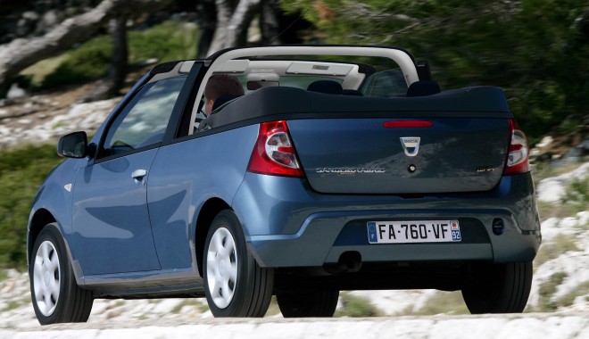 Francezii se dau în vând după Dacia! - daciasanderocabrio-1372678797.jpg
