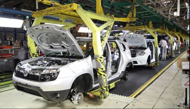 Dacia anunță că reia producția, începând de marți - daciauzina-1587452653.jpg