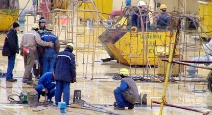 Șantierele navale europene vor concedia 50% din forța de muncă în 2010 - dad095b0ea6a87b0b3efe287517c0a28.jpg