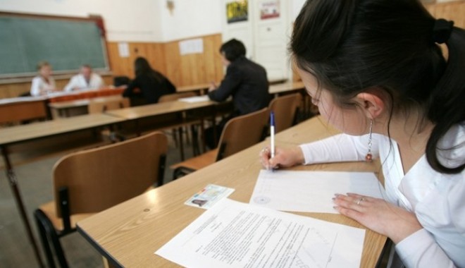 Ce spune Inspectoratul Școlar Constanța despre incidentul de la Bac, din Năvodari - dada-1372863861.jpg