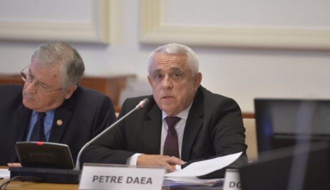 VIDEO de tot râsul / VOI ÎNȚELEGEȚI CE VREA SĂ SPUNĂ MINISTRUL AGRICULTURII? NICI NOI... - daea465x390-1486221540.jpg