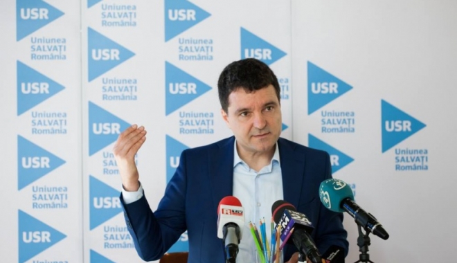 Nicușor Dan afirmă că USR va pregăti un guvern din umbră și nu exclude ca acesta să fie condus de Cioloș - dan2-1494761775.jpg