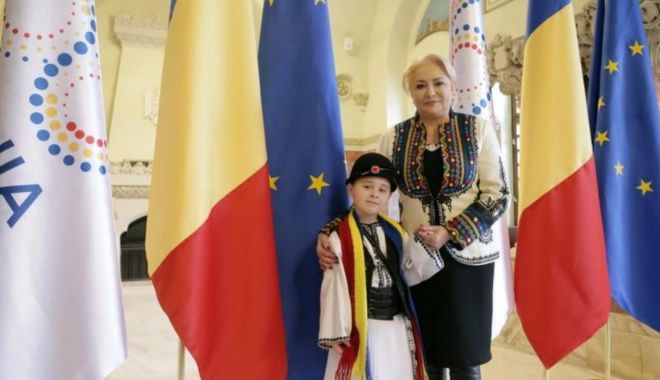 Viorica Dăncilă, mesaj emoționant de Ziua Națională - dancila-1638376563.jpg