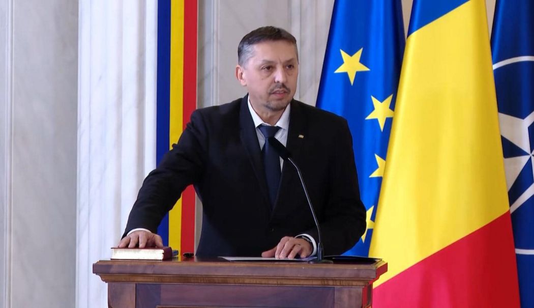 ”Va deveni o practică curentă”. În această seară, Daniel David deschide sesiunea, live, pe Facebook, de întrebări - daniel-david-1737634256.jpg