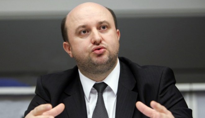 Bugetul de stat pe 2013 are la bază creșterea fiscalității - danielchitoiu-1359043549.jpg