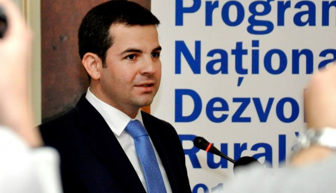 Ce spune Daniel Constantin despre fermierii care fac și producție - danielconstantin-1395233790.jpg