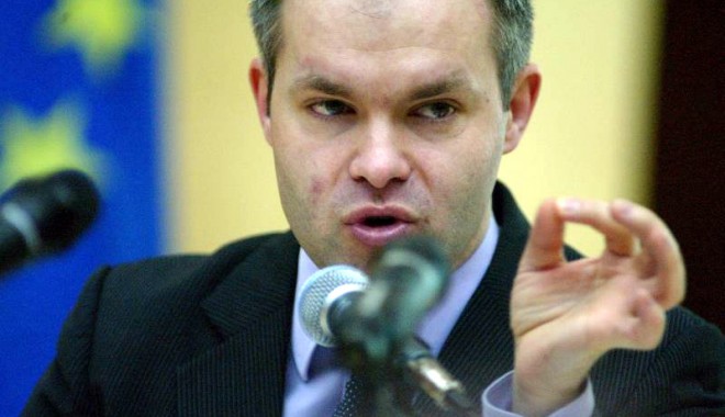 Daniel Funeriu:  