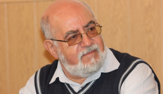 Președintele  Clubului Umoriștilor Constănțeni,  invitat la un workshop, la UMC - dannorea-1479403786.jpg