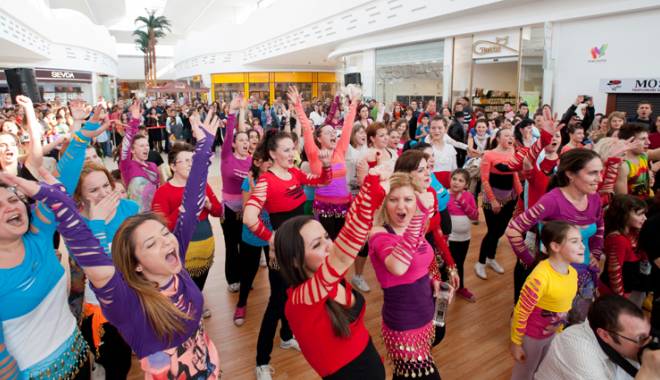 Dans și sănătate. Unde  facem Zumba în Constanța - dans-1414603251.jpg