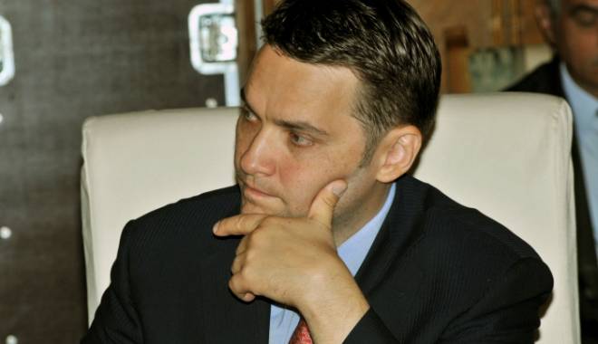 Mandatul de arestare pe numele lui Dan Șova a fost prelungit - dansova-1450786274.jpg