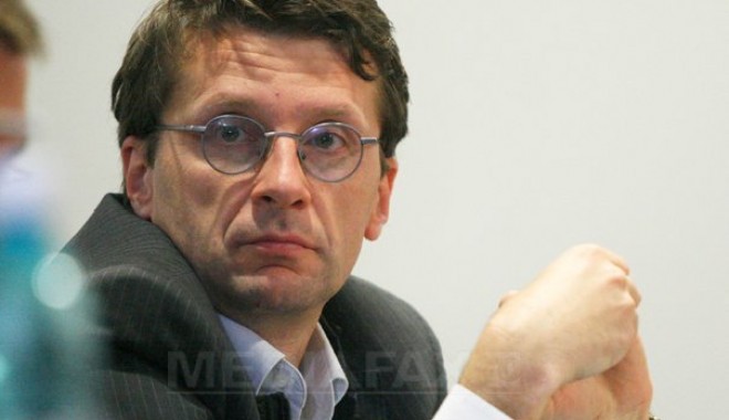 Dan Suciu a demisionat din postul de purtătorul de cuvânt al Guvernului - dansuciualexandrusolomon-1335969069.jpg