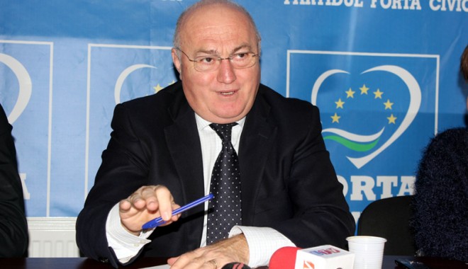 Dezbatere publică organizată de Forța Civică pe tema gigacaloriei - danutculetu81360594160-1360930982.jpg