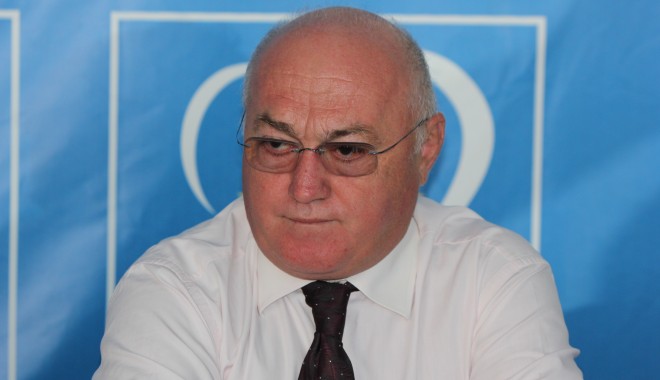 Candidatul ARD, Danuț Culețu, sare în ajutorul persoanelor care au restanțe la bănci - danutculetu9-1353240518.jpg