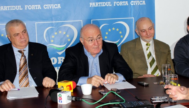 Dănuț Culețu câștigă mandatul de deputat în urma procedurii de redistribuire - danutculetufortacivica8-1355158631.jpg