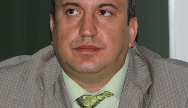 Rectorul Universității 