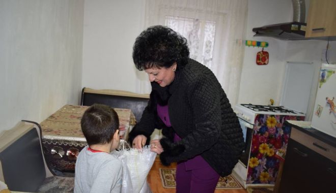 Daruri pentru bătrânii și persoanele cu dizabilități din Cumpăna - daruri1-1545291680.jpg