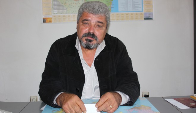 Veteranul Poliției Constanța, agentul șef Paraschiv Datcu, iese la pensie - datcuparaschiv13-1362403170.jpg